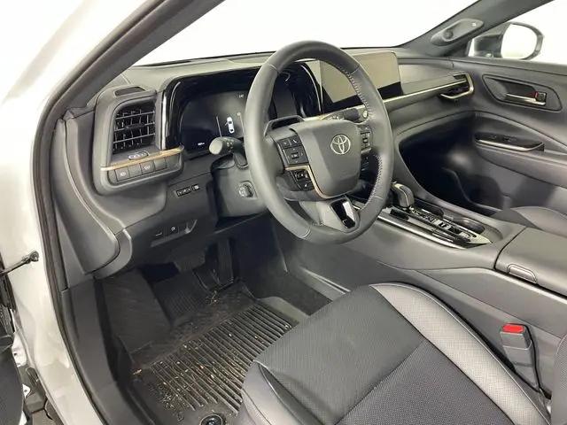2026 Toyota Crown Platinum