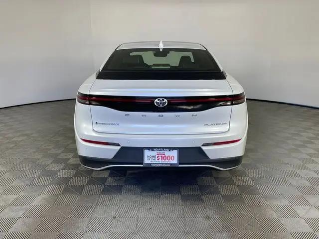 2026 Toyota Crown Platinum