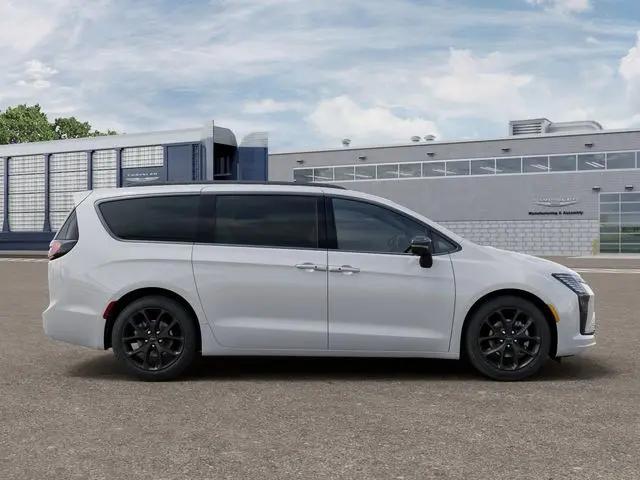 2027 Chrysler Pacifica Limited