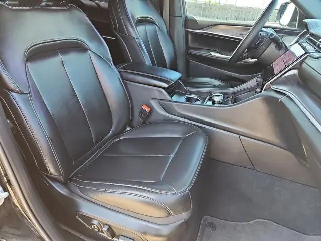 2025 Jeep Grand Cherokee L Limited 4x2