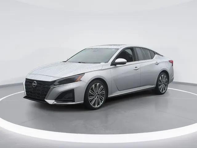 2023 Nissan Altima SL FWD for sale in Hillsborough, NC