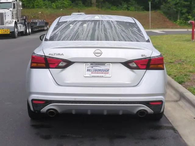 2023 Nissan Altima SL FWD