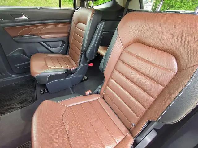 2023 Volkswagen Atlas 3.6L V6 SEL Premium R-Line