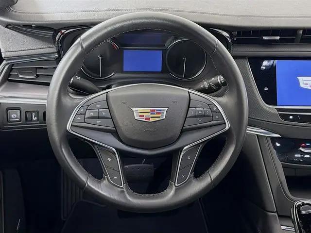 2022 Cadillac XT5 AWD Luxury