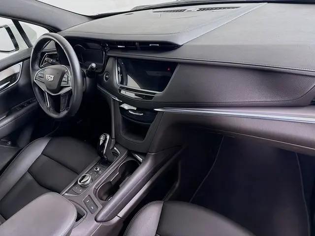 2022 Cadillac XT5 AWD Luxury