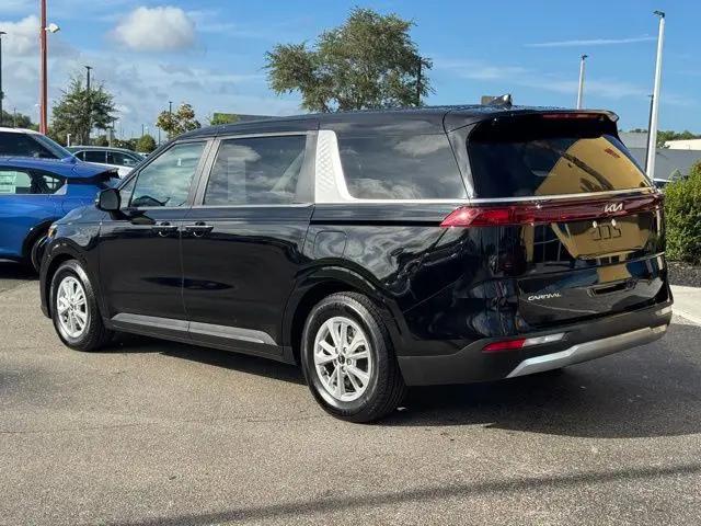 2024 Kia Carnival MPV LX Seat Package