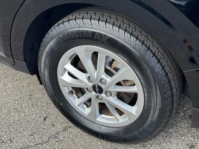 2024 Kia Carnival MPV LX Seat Package