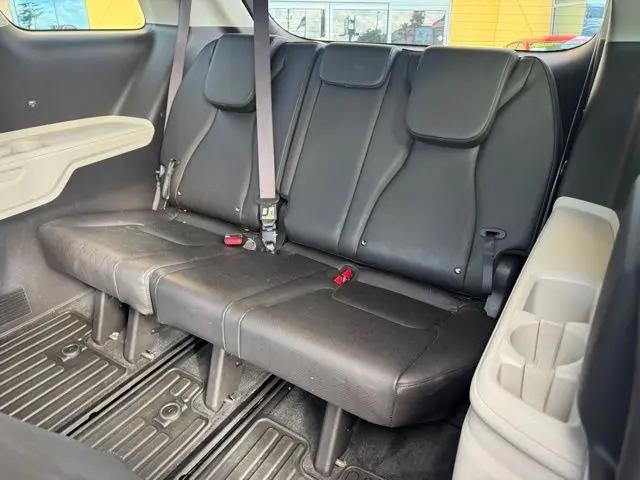 2024 Kia Carnival MPV LX Seat Package
