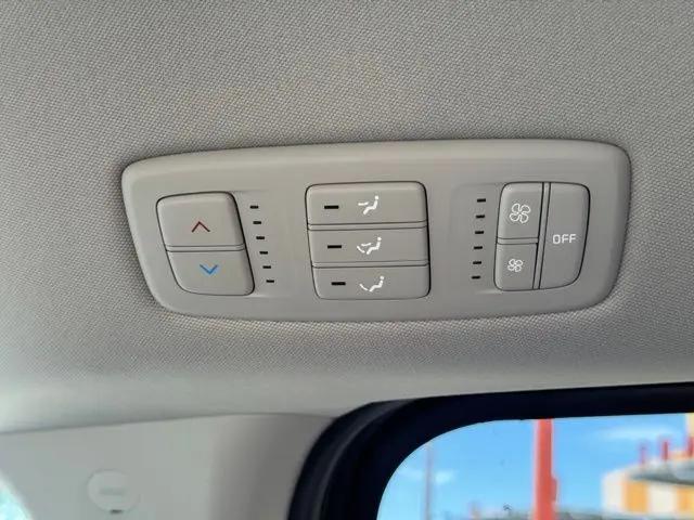 2024 Kia Carnival MPV LX Seat Package