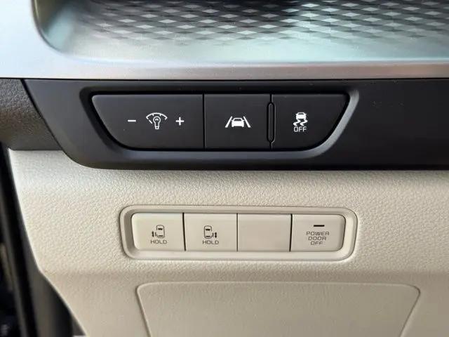 2024 Kia Carnival MPV LX Seat Package