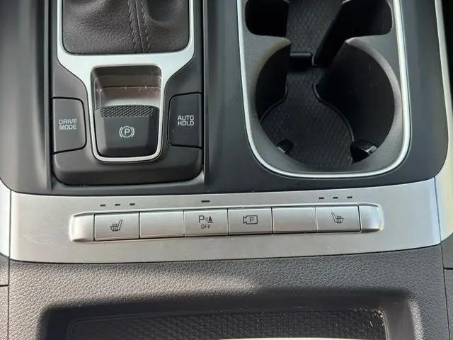 2024 Kia Carnival MPV LX Seat Package
