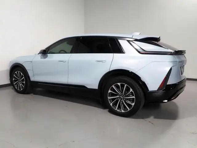 2024 Cadillac iQ Sport w/1SJ