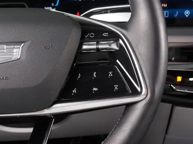 2024 Cadillac iQ Sport w/1SJ