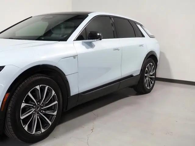 2024 Cadillac iQ Sport w/1SJ