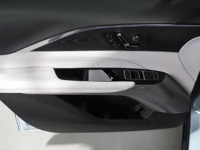 2024 Cadillac iQ Sport w/1SJ