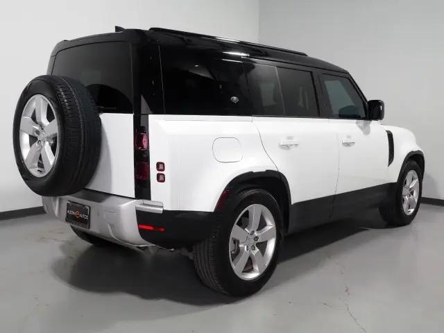 2024 Land Rover Defender 110 P300