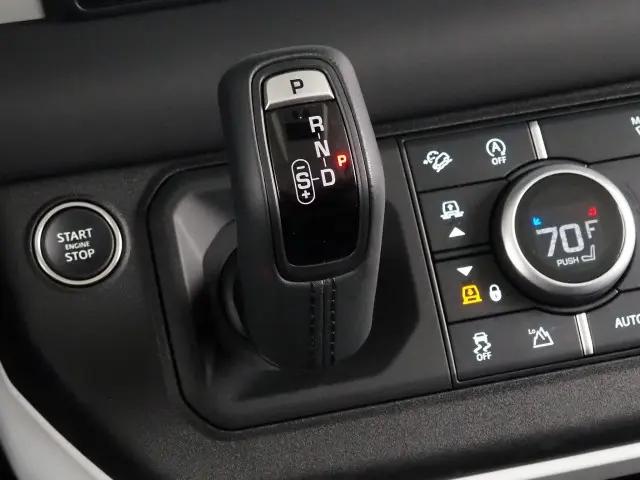 2024 Land Rover Defender 110 P300