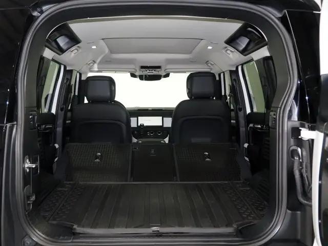 2024 Land Rover Defender 110 P300