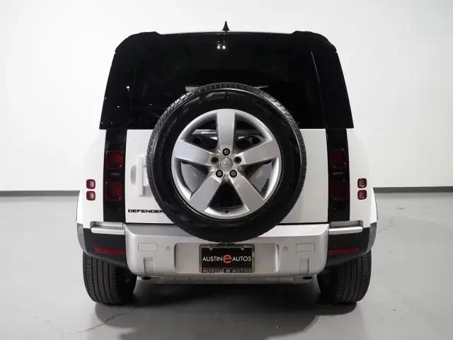 2024 Land Rover Defender 110 P300