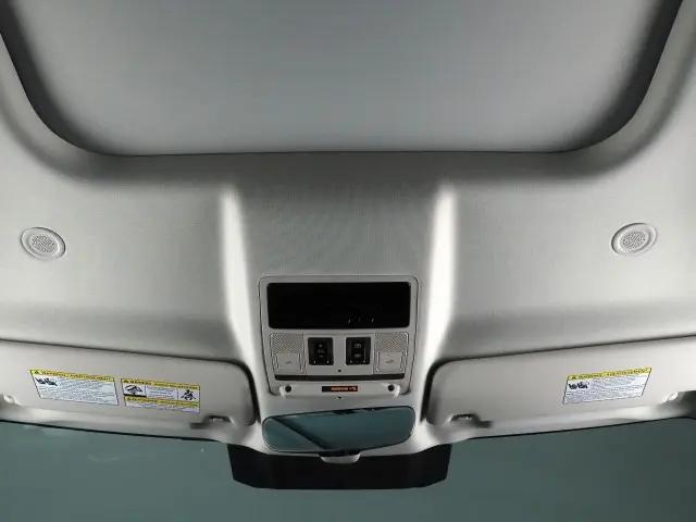 2024 Land Rover Defender 110 P300