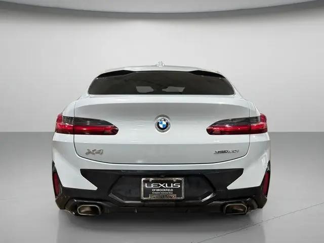 2023 BMW X4 xDrive30i
