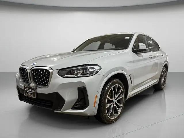 2023 BMW X4 xDrive30i