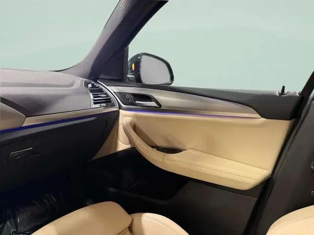 2023 BMW X4 xDrive30i