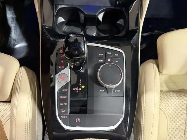 2023 BMW X4 xDrive30i