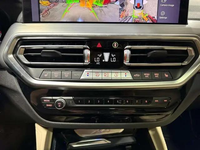 2023 BMW X4 xDrive30i
