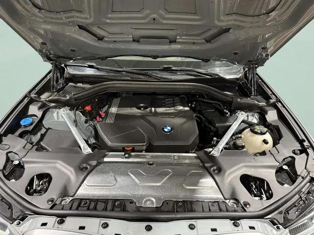2023 BMW X4 xDrive30i