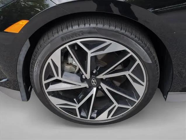 2024 Hyundai IONIQ 6 SEL