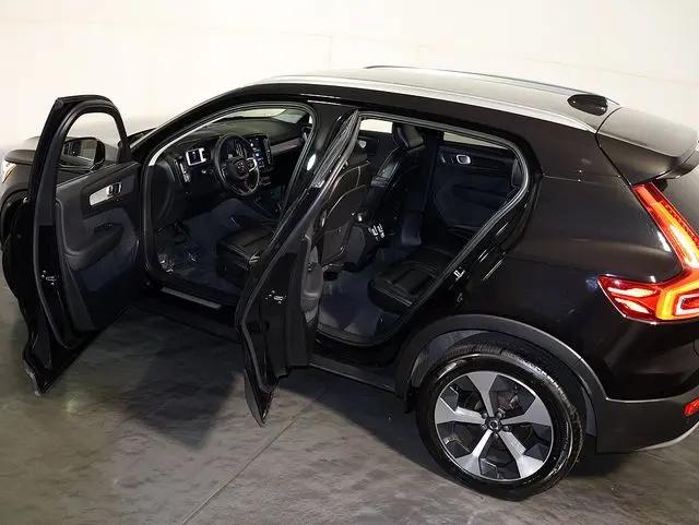 2024 Volvo XC40 B5 Core Bright Theme