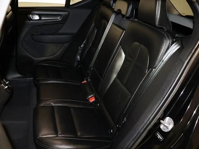 2024 Volvo XC40 B5 Core Bright Theme