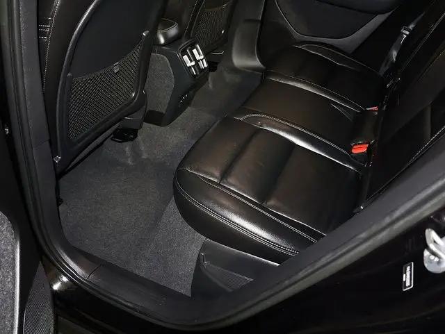 2024 Volvo XC40 B5 Core Bright Theme