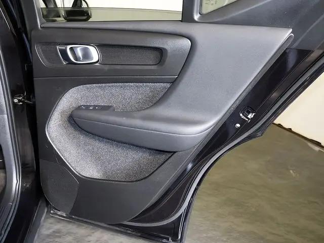 2024 Volvo XC40 B5 Core Bright Theme