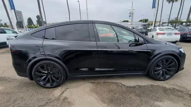 2022 Tesla Model X Plaid Tri Motor All-Wheel Drive