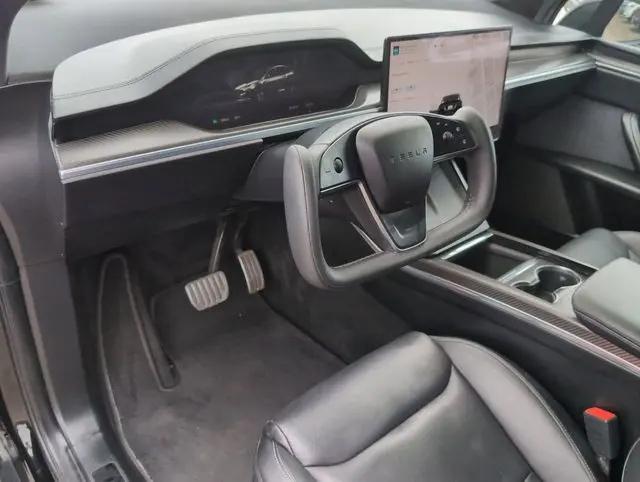 2022 Tesla Model X Plaid Tri Motor All-Wheel Drive