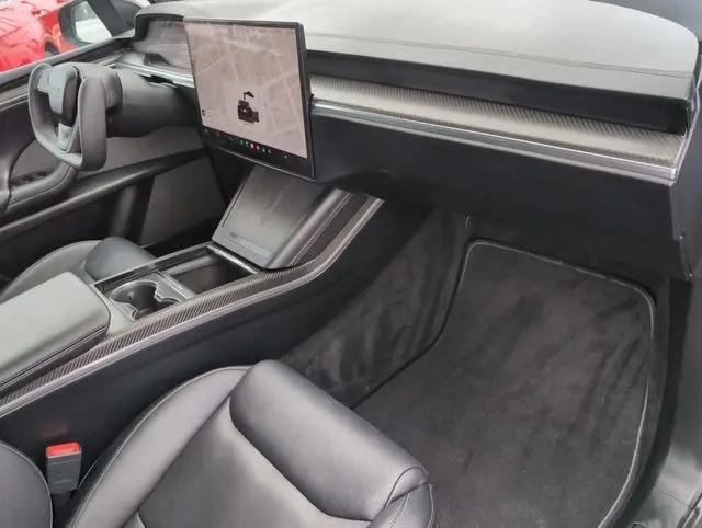 2022 Tesla Model X Plaid Tri Motor All-Wheel Drive