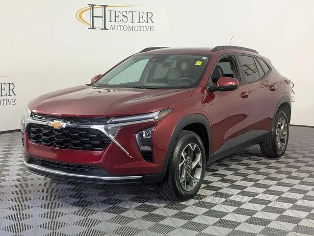 2025 Chevrolet Trax FWD LT