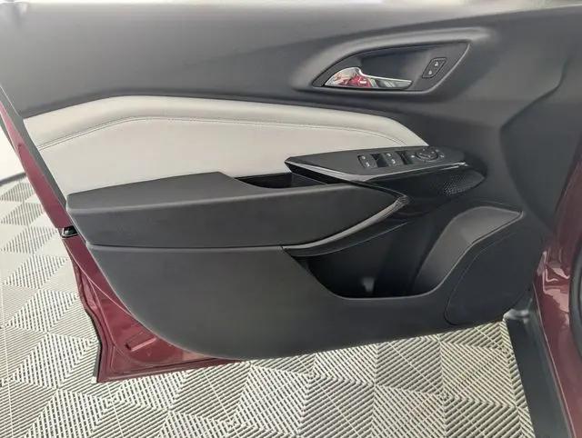 2025 Chevrolet Trax FWD LT