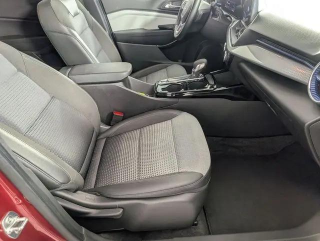 2025 Chevrolet Trax FWD LT