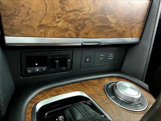 2024 Nissan Armada SL 4WD