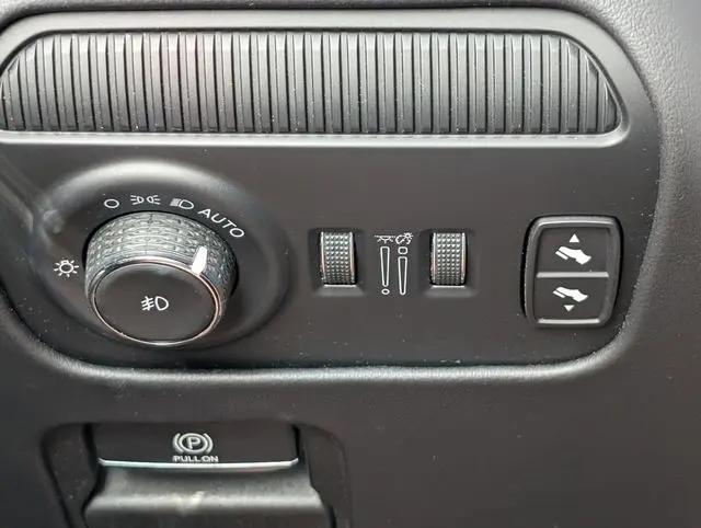 2023 Jeep Grand Wagoneer Obsidian 4x4