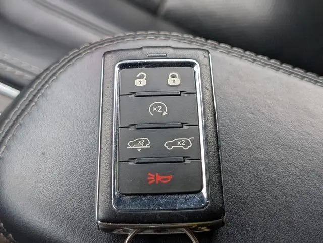 2023 Jeep Grand Wagoneer Obsidian 4x4