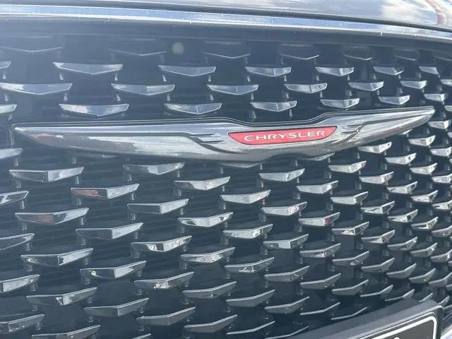 2021 Chrysler 300 300S