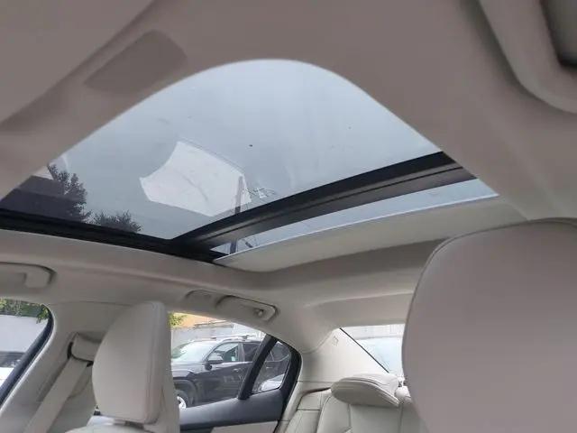 2024 Volvo S60 B5 Plus Dark Theme