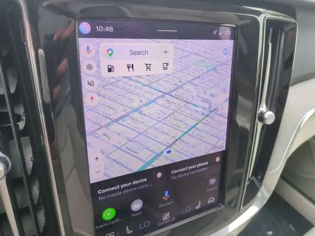 2024 Volvo S60 B5 Plus Dark Theme