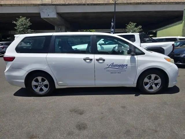 2015 Toyota Sienna L 7 Passenger