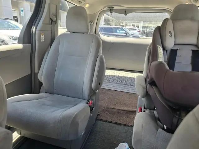 2015 Toyota Sienna L 7 Passenger