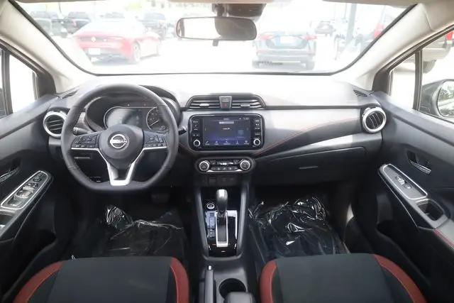 2025 Nissan Versa 1.6 SR